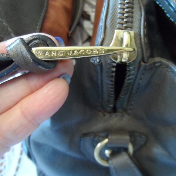 Marc Jacobs Brown Napa Leather Quilted Shoulder/Tote Bag w/ Gold Metal Chain - Picture 9 of 16